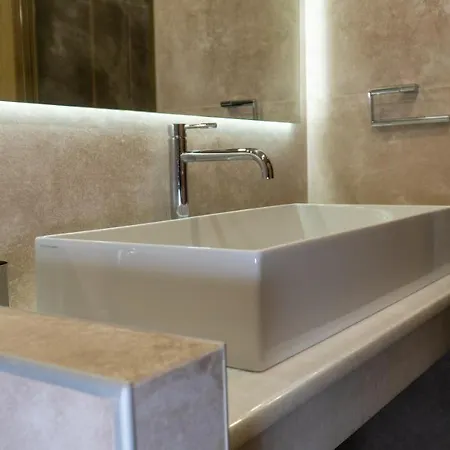 Kallisto Mountain House V *